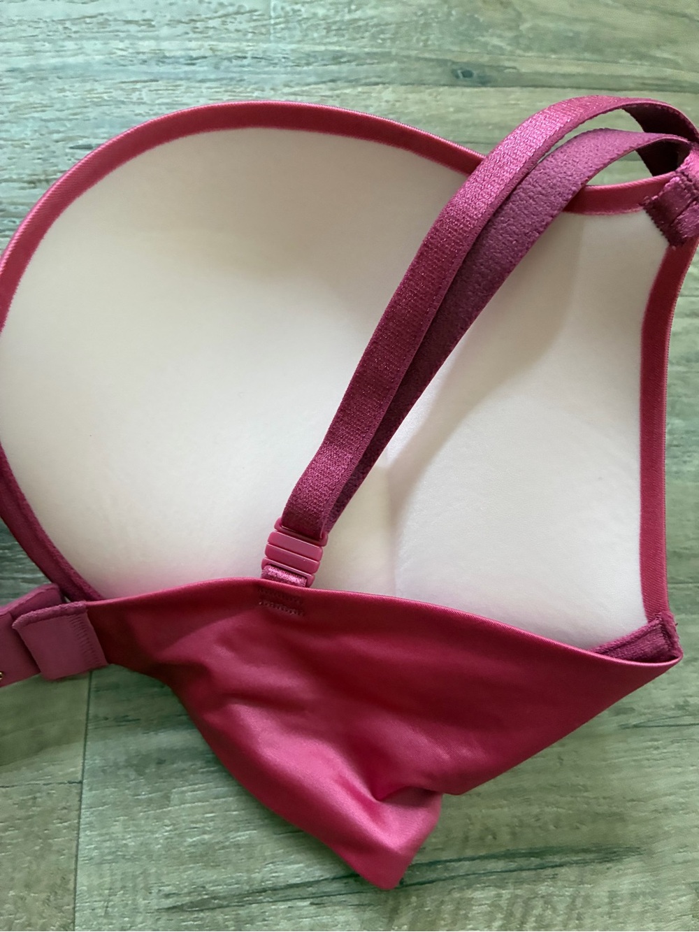 Victoria Secret Add 2 Cups Satin Bombshell Plunge Bra - Picture 5 of 9